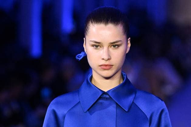 PFW Akris Runway A model walks the runway during the Akris Womenswear Fall Winter 2025-2026 show as part of Paris Fashion Week in Paris, France on March 09, 2025. Photo by Aurore Marechal ABACAPRESS.COM Paris France  Copyright: xMarechalxAurore ABACAx