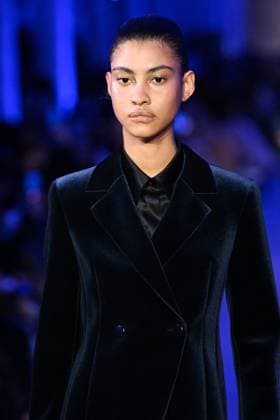 PFW Akris Runway A model walks the runway during the Akris Womenswear Fall Winter 2025-2026 show as part of Paris Fashion Week in Paris, France on March 09, 2025. Photo by Aurore Marechal ABACAPRESS.COM Paris France  Copyright: xMarechalxAurore ABACAx