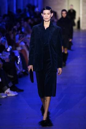 PFW Akris Runway A model walks the runway during the Akris Womenswear Fall Winter 2025-2026 show as part of Paris Fashion Week in Paris, France on March 09, 2025. Photo by Aurore Marechal ABACAPRESS.COM Paris France  Copyright: xMarechalxAurore ABACAx