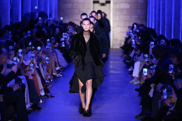 PFW Akris Runway Models walk the runway during the Akris Womenswear Fall Winter 2025-2026 show as part of Paris Fashion Week in Paris, France on March 09, 2025. Photo by Aurore Marechal ABACAPRESS.COM Paris France  Copyright: xMarechalxAurore ABACAx