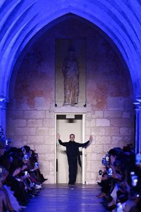 PFW Akris Runway Designer Albert Kriemler makes an appearance on the runway during the Akris Womenswear Fall Winter 2025-2026 show as part of Paris Fashion Week in Paris, France on March 09, 2025. Photo by Aurore Marechal ABACAPRESS.COM Paris France  Copyright: xMarechalxAurore ABACAx