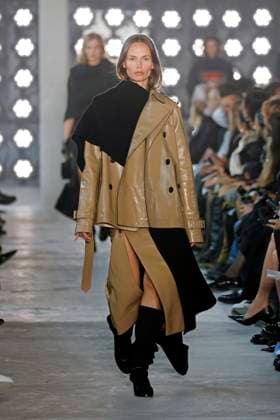 Sacai Runway - Fall Winter 2025-2026 Paris Fashion Week Sacai Runway - Fall Winter 2025-2026 Paris Fashion Week, March 2025, Credit:Zeppelin Avalon  Copyright: xZeppelinx xAvalonx 0974317384