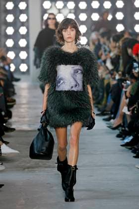 Entertainment Bilder des Tages Sacai Runway - Fall Winter 2025-2026 Paris Fashion Week Sacai Runway - Fall Winter 2025-2026 Paris Fashion Week, March 2025, Credit:Zeppelin Avalon  Copyright: xZeppelinx xAvalonx 0974317420