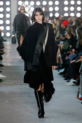 Sacai Runway - Fall Winter 2025-2026 Paris Fashion Week Sacai Runway - Fall Winter 2025-2026 Paris Fashion Week, March 2025, Credit:Zeppelin Avalon  Copyright: xZeppelinx xAvalonx 0974317478