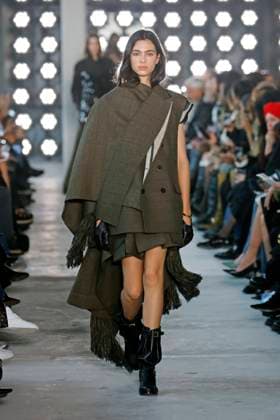Sacai Runway - Fall Winter 2025-2026 Paris Fashion Week Sacai Runway - Fall Winter 2025-2026 Paris Fashion Week, March 2025, Credit:Zeppelin Avalon  Copyright: xZeppelinx xAvalonx 0974317605