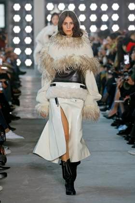 Sacai Runway - Fall Winter 2025-2026 Paris Fashion Week Sacai Runway - Fall Winter 2025-2026 Paris Fashion Week, March 2025, Credit:Zeppelin Avalon  Copyright: xZeppelinx xAvalonx 0974317626