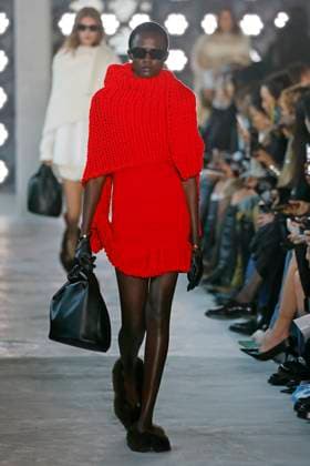 Sacai Runway - Fall Winter 2025-2026 Paris Fashion Week Sacai Runway - Fall Winter 2025-2026 Paris Fashion Week, March 2025, Credit:Zeppelin Avalon  Copyright: xZeppelinx xAvalonx 0974317721