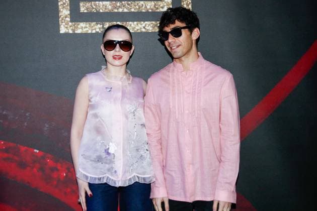 Front row of the Shiatzy Chen Mode Collection Prêt à Porter Fall Winter 2025 2026 show at Paris Fashion Week PFW at Palais de Tokyo Clara Marz and Samuel Bensoussan on the front row of the Shiatzy Chen Mode Collection Prêt à Porter Fall Winter 2025 2026 show at Paris Fashion Week PFW at Palais de Tokyo, in Paris, France, March 10, 2025 Christophe Clovis Bestimage Celebs attends the Shiatzy Chen Womenswear Fall Winter 2025 2026 show as part of Paris Fashion Week at Palais De Tokyo on March 10, 2025 in Paris, France Paris France  Copyright: xChristophexClovisx xBestimagexChristophexClovisx xBestimagex