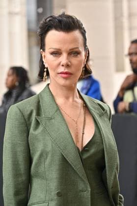 PFW Gabriela Hearst Outside Arrivals Debi Mazar arriving at Gabriela Hearst show during Paris Fashion Week in Paris, France on March 10, 2025. Photo by Julien Reynaud APS-Medias ABACAPRESS.COM Paris France  Copyright: xReynaudxJulien APS-Medias ABACAx