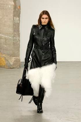 Gabriela Hearst Ready to Wear Fall Winter 2025 - Paris, March 2025 Gabriela Hearst Ready to Wear Fall Winter 2025 - Paris, March 2025, Credit:Zeppelin Avalon  Copyright: xZeppelinx xAvalonx 0974328259