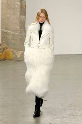 Gabriela Hearst Ready to Wear Fall Winter 2025 - Paris, March 2025 Gabriela Hearst Ready to Wear Fall Winter 2025 - Paris, March 2025, Credit:Zeppelin Avalon  Copyright: xZeppelinx xAvalonx 0974328405