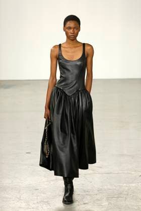 Gabriela Hearst Ready to Wear Fall Winter 2025 - Paris, March 2025 Gabriela Hearst Ready to Wear Fall Winter 2025 - Paris, March 2025, Credit:Zeppelin Avalon  Copyright: xZeppelinx xAvalonx 0974328476