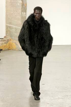 Gabriela Hearst Ready to Wear Fall Winter 2025 - Paris, March 2025 Gabriela Hearst Ready to Wear Fall Winter 2025 - Paris, March 2025, Credit:Zeppelin Avalon  Copyright: xZeppelinx xAvalonx 0974328591