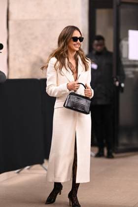 Jessica Alba exiting the Gabriela Hearst Mode Collection Prêt à Porter Fall Winter 2025 2026 show as part of Paris Fashion Week PFW Jessica Alba exiting the Gabriela Hearst Mode Collection Prêt à Porter Fall Winter 2025 2026 show as part of Paris Fashion Week PFW at Palais De Tokyo, in Paris, France, March 10, 2025 Pierre Perusseau Bestimage Celebs attend the Gabriela Hearst Womenswear Fall Winter 2025 2026 show as part of Paris Fashion Week at Palais De Tokyo on March 10, 2025 in Paris, France Paris France  Copyright: xPierrexPerusseaux xBestimagexPierrexPerusseaux xBestimagex