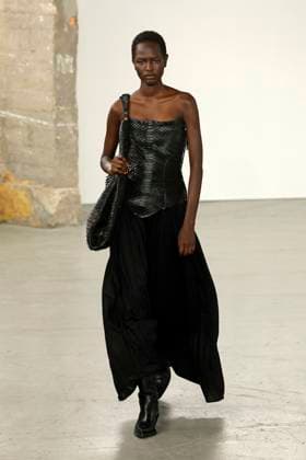 Gabriela Hearst Ready to Wear Fall Winter 2025 - Paris, March 2025 Gabriela Hearst Ready to Wear Fall Winter 2025 - Paris, March 2025, Credit:Zeppelin Avalon  Copyright: xZeppelinx xAvalonx 0974328809