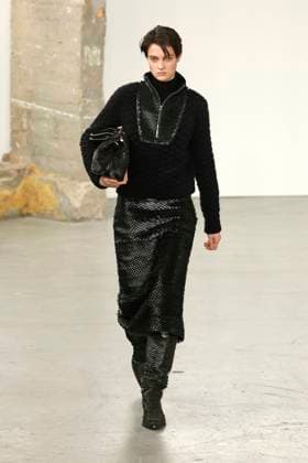 Gabriela Hearst Ready to Wear Fall Winter 2025 - Paris, March 2025 Gabriela Hearst Ready to Wear Fall Winter 2025 - Paris, March 2025, Credit:Zeppelin Avalon  Copyright: xZeppelinx xAvalonx 0974328831