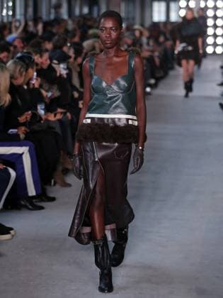 PFW - Sacai Runway Model walks the runway at the Sacai Fashion show during the Paris Fashion Week on March 10, 2025 in Paris, France. Photo by Alain-Gil Gonzalez ABACAPRESS.COM Paris France  Copyright: xGonzalezxAlain-Gil ABACAx