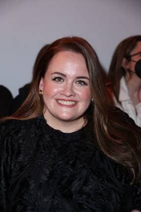 Jessica Gunning au front row du défilé Gabriela Hearst Mode Collection Prêt à Porter Automne Hiver 2025 2026 lors de la Fashion Week de Paris PFW au Palais De Tokyo, à Paris, France, le 10 mars 2025 Denis Guignebourg Bestimage Celebs attend the Gabriela Hearst Womenswear Fall Winter 2025 2026 show as part of Paris Fashion Week at Palais De Tokyo on March 10, 2025 in Paris, France  Copyright: xDenisxGuignebourgx xBestimagexDenisxGuignebourgx xBestimagex