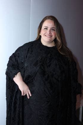 Jessica Gunning au front row du défilé Gabriela Hearst Mode Collection Prêt à Porter Automne Hiver 2025 2026 lors de la Fashion Week de Paris PFW au Palais De Tokyo, à Paris, France, le 10 mars 2025 Denis Guignebourg Bestimage Celebs attend the Gabriela Hearst Womenswear Fall Winter 2025 2026 show as part of Paris Fashion Week at Palais De Tokyo on March 10, 2025 in Paris, France  Copyright: xDenisxGuignebourgx xBestimagexDenisxGuignebourgx xBestimagex