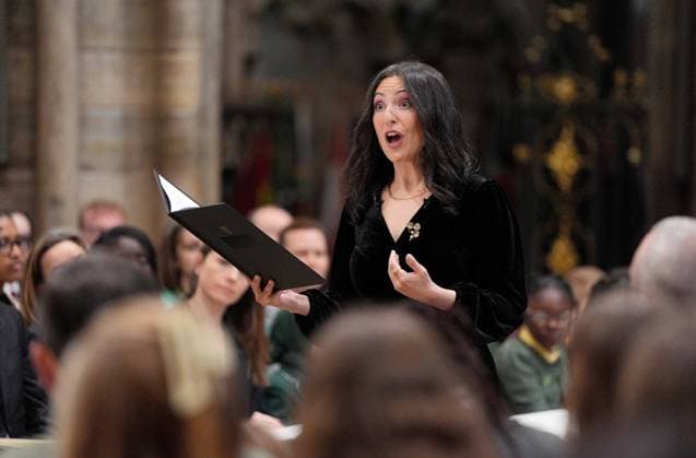 Entertainment Themen der Woche KW11 Entertainment Bilder des Tages Commonwealth Day 2025 Leanne Ellul reads A Resume of Bees during the annual Commonwealth Day Service of Celebration at Westminster Abbey, in London. Picture date: Monday March 10, 2025., Credit:Yui Mok Avalon UK, London  Copyright: xYuixMokx xAvalonx 0974335608