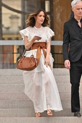 PFW Zimmerman Outside Arrivals Rose Byrne arriving at Zimmerman show during Paris Fashion Week in Paris, France on March 10, 2025. Photo by Julien Reynaud APS-Medias ABACAPRESS.COM Paris France  Copyright: xReynaudxJulien APS-Medias ABACAx