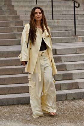 PFW Zimmerman Outside Arrivals Katie Holmes arriving at Zimmerman show during Paris Fashion Week in Paris, France on March 10, 2025. Photo by Julien Reynaud APS-Medias ABACAPRESS.COM Paris France  Copyright: xReynaudxJulien APS-Medias ABACAx