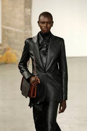 Gabriela Hearst Ready to Wear Fall Winter 2025 - Paris, March 2025 Gabriela Hearst Ready to Wear Fall Winter 2025 - Paris, March 2025, Credit:Zeppelin Avalon  Copyright: xZeppelinx xAvalonx 0974336994