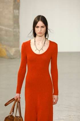 Gabriela Hearst Ready to Wear Fall Winter 2025 - Paris, March 2025 Gabriela Hearst Ready to Wear Fall Winter 2025 - Paris, March 2025, Credit:Zeppelin Avalon  Copyright: xZeppelinx xAvalonx 0974337311