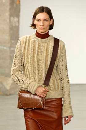 Gabriela Hearst Ready to Wear Fall Winter 2025 - Paris, March 2025 Gabriela Hearst Ready to Wear Fall Winter 2025 - Paris, March 2025, Credit:Zeppelin Avalon  Copyright: xZeppelinx xAvalonx 0974337338