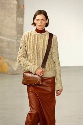 Gabriela Hearst Ready to Wear Fall Winter 2025 - Paris, March 2025 Gabriela Hearst Ready to Wear Fall Winter 2025 - Paris, March 2025, Credit:Zeppelin Avalon  Copyright: xZeppelinx xAvalonx 0974337414