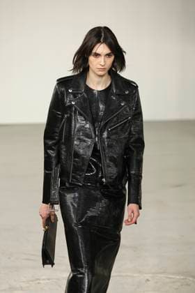 Gabriela Hearst Ready to Wear Fall Winter 2025 - Paris, March 2025 Gabriela Hearst Ready to Wear Fall Winter 2025 - Paris, March 2025, Credit:Zeppelin Avalon  Copyright: xZeppelinx xAvalonx 0974337587