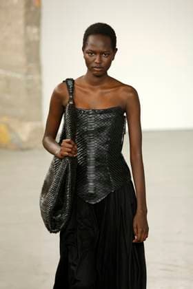 Gabriela Hearst Ready to Wear Fall Winter 2025 - Paris, March 2025 Gabriela Hearst Ready to Wear Fall Winter 2025 - Paris, March 2025, Credit:Zeppelin Avalon  Copyright: xZeppelinx xAvalonx 0974337666