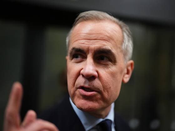 March 10, 2025, Ottawa, On, Canada: Liberal Leader Mark Carney talks to media as he leaves the prime minister s office and makes his way to a caucus meeting in Ottawa, Monday, March 10, 2025. Ottawa Canada  - ZUMAc35_ 20250310_zaf_c35_033 Copyright: xSeanxKilpatrickx