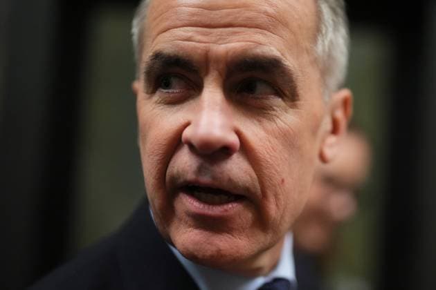 March 10, 2025, Ottawa, On, Canada: Liberal Leader Mark Carney talks to media as he leaves the prime minister s office and makes his way to a caucus meeting in Ottawa, Monday, March 10, 2025. Ottawa Canada  - ZUMAc35_ 20250310_zaf_c35_034 Copyright: xSeanxKilpatrickx