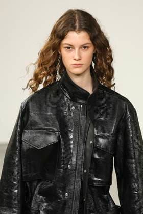 Gabriela Hearst Ready to Wear Fall Winter 2025 - Paris, March 2025 Gabriela Hearst Ready to Wear Fall Winter 2025 - Paris, March 2025, Credit:Zeppelin Avalon  Copyright: xZeppelinx xAvalonx 0974340638