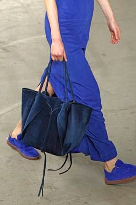 Gabriela Hearst Ready to Wear Fall Winter 2025 - Paris, March 2025 Gabriela Hearst Ready to Wear Fall Winter 2025 - Paris, March 2025, Credit:Zeppelin Avalon  Copyright: xZeppelinx xAvalonx 0974340703