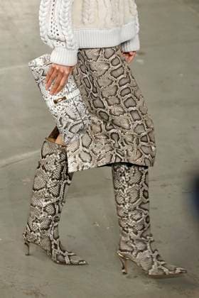 Gabriela Hearst Ready to Wear Fall Winter 2025 - Paris, March 2025 Gabriela Hearst Ready to Wear Fall Winter 2025 - Paris, March 2025, Credit:Zeppelin Avalon  Copyright: xZeppelinx xAvalonx 0974340814