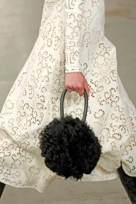 Gabriela Hearst Ready to Wear Fall Winter 2025 - Paris, March 2025 Gabriela Hearst Ready to Wear Fall Winter 2025 - Paris, March 2025, Credit:Zeppelin Avalon  Copyright: xZeppelinx xAvalonx 0974340841