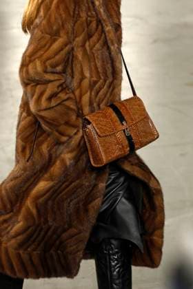Gabriela Hearst Ready to Wear Fall Winter 2025 - Paris, March 2025 Gabriela Hearst Ready to Wear Fall Winter 2025 - Paris, March 2025, Credit:Zeppelin Avalon  Copyright: xZeppelinx xAvalonx 0974340890