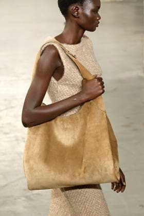 Gabriela Hearst Ready to Wear Fall Winter 2025 - Paris, March 2025 Gabriela Hearst Ready to Wear Fall Winter 2025 - Paris, March 2025, Credit:Zeppelin Avalon  Copyright: xZeppelinx xAvalonx 0974340897