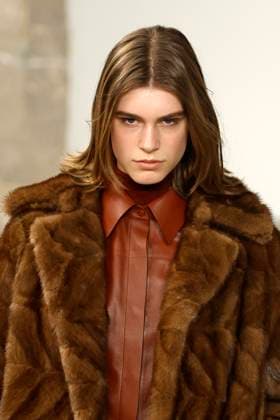 Gabriela Hearst Ready to Wear Fall Winter 2025 - Paris, March 2025 Gabriela Hearst Ready to Wear Fall Winter 2025 - Paris, March 2025, Credit:Zeppelin Avalon  Copyright: xZeppelinx xAvalonx 0974340920