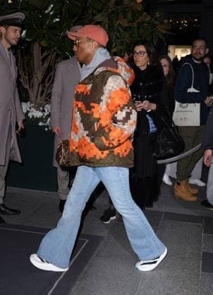 Celebrities leave the Cheval Blanc Hotel to attend the Louis Vuitton Collection Prêt à Porter Fall Winter 2025 2026 show during Paris Fashion Week PFW Pharrell Williams Celebrities leave the Cheval Blanc Hotel to attend the Louis Vuitton Collection Prêt à Porter Fall Winter 2025 2026 show during Paris Fashion Week PFW , March 10, 2025 Denis Guignebourg Bestimage Celebrities leave the Cheval Blanc Hotel to attend the Louis Vuitton Fall Winter 2025 2026 Ready to Wear Collection show during Paris Fashion Week PFW on March 10, 2025 Paris France  Copyright: xDenisxGuignebourgx xBestimagexDenisxGuignebourgx xBestimagex