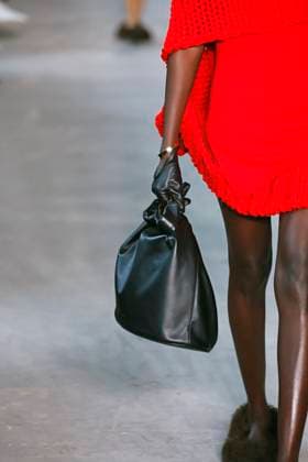 Sacai Ready to Wear Fall Winter 2025 - Paris, March 2025 Sacai Ready to Wear Fall Winter 2025 - Paris, March 2025, Credit:Zeppelin Avalon  Copyright: xZeppelinx xAvalonx 0974345937