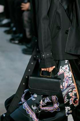 Sacai Ready to Wear Fall Winter 2025 - Paris, March 2025 Sacai Ready to Wear Fall Winter 2025 - Paris, March 2025, Credit:Zeppelin Avalon  Copyright: xZeppelinx xAvalonx 0974346583