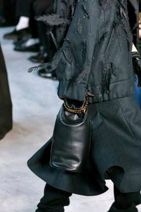 Sacai Ready to Wear Fall Winter 2025 - Paris, March 2025 Sacai Ready to Wear Fall Winter 2025 - Paris, March 2025, Credit:Zeppelin Avalon  Copyright: xZeppelinx xAvalonx 0974346606