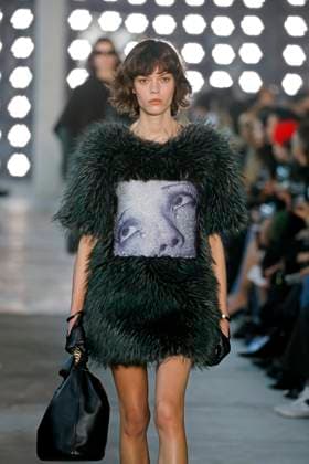 Sacai Ready to Wear Fall Winter 2025 - Paris, March 2025 Sacai Ready to Wear Fall Winter 2025 - Paris, March 2025, Credit:Zeppelin Avalon  Copyright: xZeppelinx xAvalonx 0974346656
