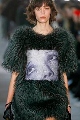 Sacai Ready to Wear Fall Winter 2025 - Paris, March 2025 Sacai Ready to Wear Fall Winter 2025 - Paris, March 2025, Credit:Zeppelin Avalon  Copyright: xZeppelinx xAvalonx 0974346674