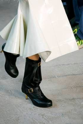 Sacai Ready to Wear Fall Winter 2025 - Paris, March 2025 Sacai Ready to Wear Fall Winter 2025 - Paris, March 2025, Credit:Zeppelin Avalon  Copyright: xZeppelinx xAvalonx 0974346689
