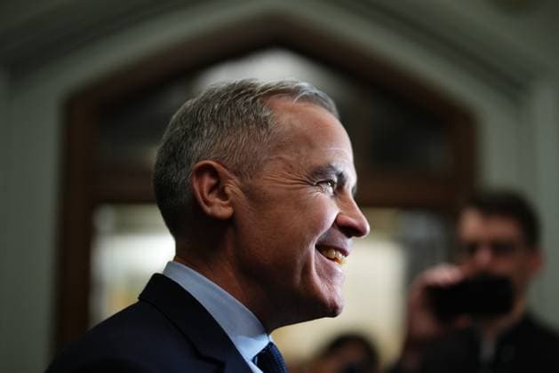 March 10, 2025, Ottawa, On, Canada: Liberal Leader Mark Carney talks to media as he leaves a caucus meeting in Ottawa, Monday, March 10, 2025. Ottawa Canada  - ZUMAc35_ 20250310_zaf_c35_070 Copyright: xSeanxKilpatrickx