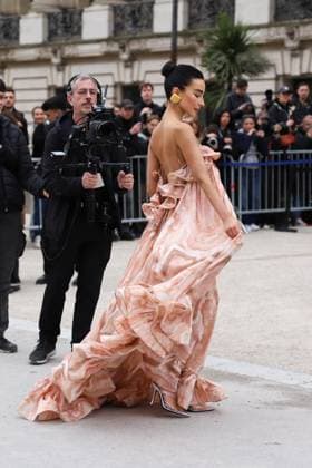 Arrivals at the Zimmermann Fashion Collection Ready to Wear Fall Winter 2025 2026 show during Paris Fashion Week PFW Izabelle Angus at the Zimmermann Fashion Collection Ready to Wear Fall Winter 2025 2026 show during Paris Fashion Week PFW , in Paris, France, on March 10, 2025 Denis Guignebourg Bestimage Arrivals at the Zimmermann Fashion Collection Ready to Wear Fall Winter 2025 2026 show during Paris Fashion Week PFW , in Paris, France, on March 10, 2025 Paris France  Copyright: xYoannxOuahcenex xBestimagexYoannxOuahcenex xBestimagex
